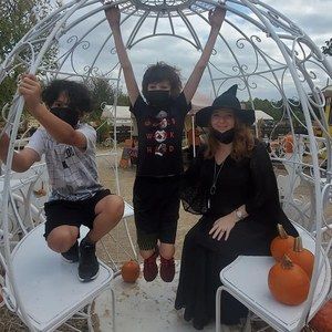 Meet your Posher, Misty